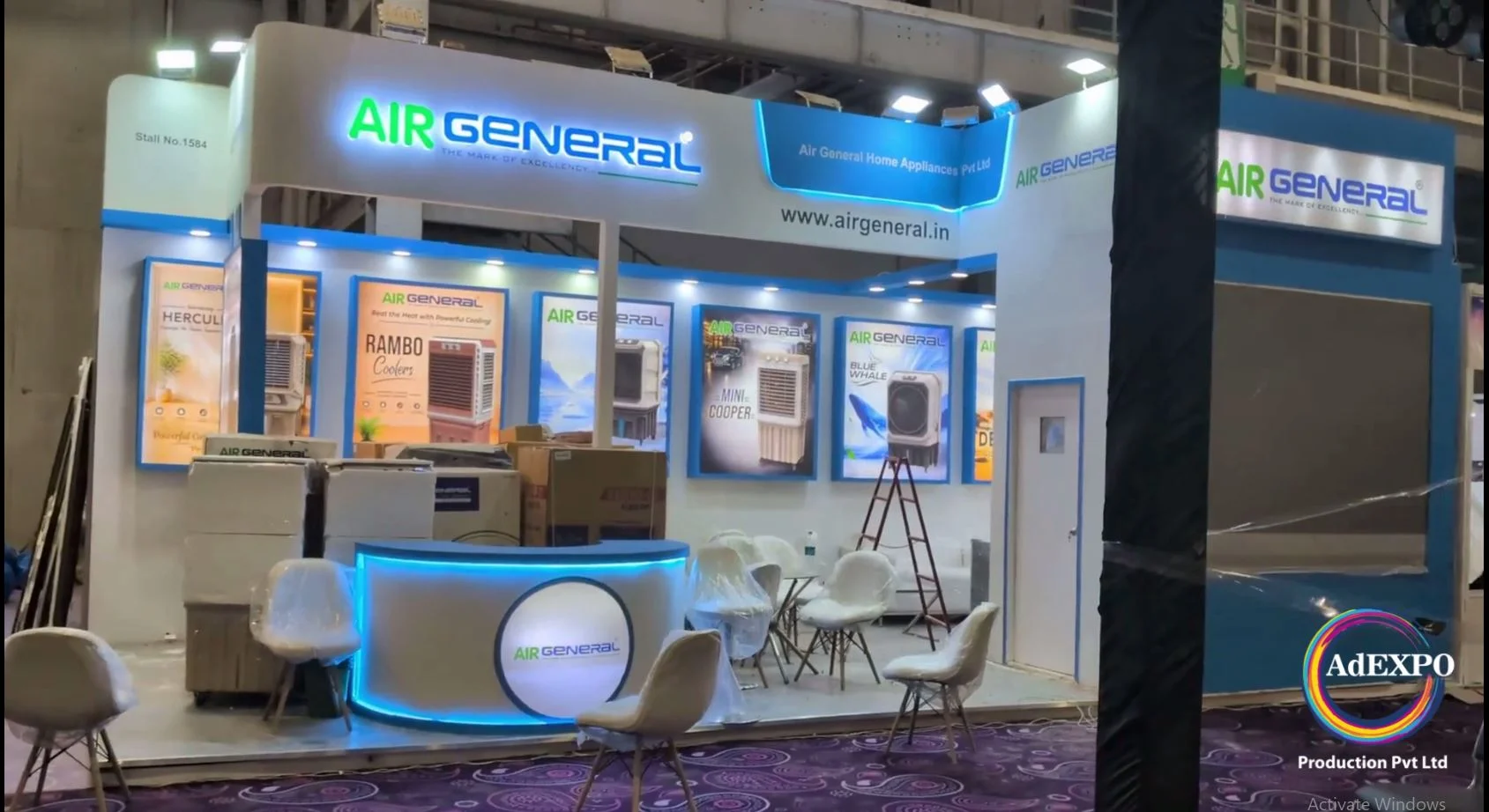 Air General — complete stall view